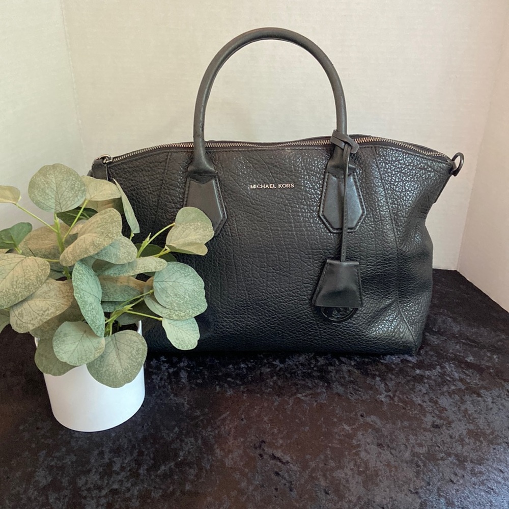 MICHAEL KORS BLACK PURSE